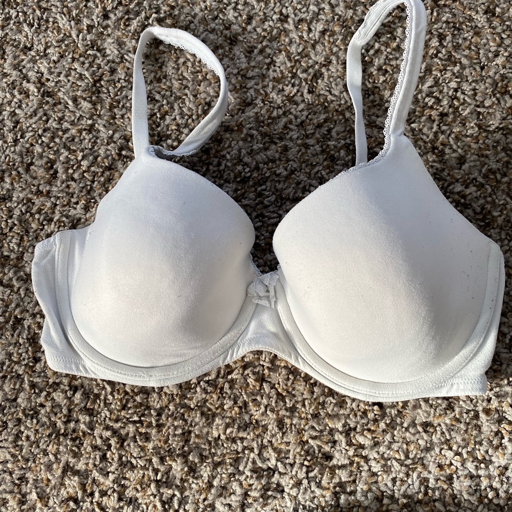 Victoria’s Secret Lined Demi 34DD